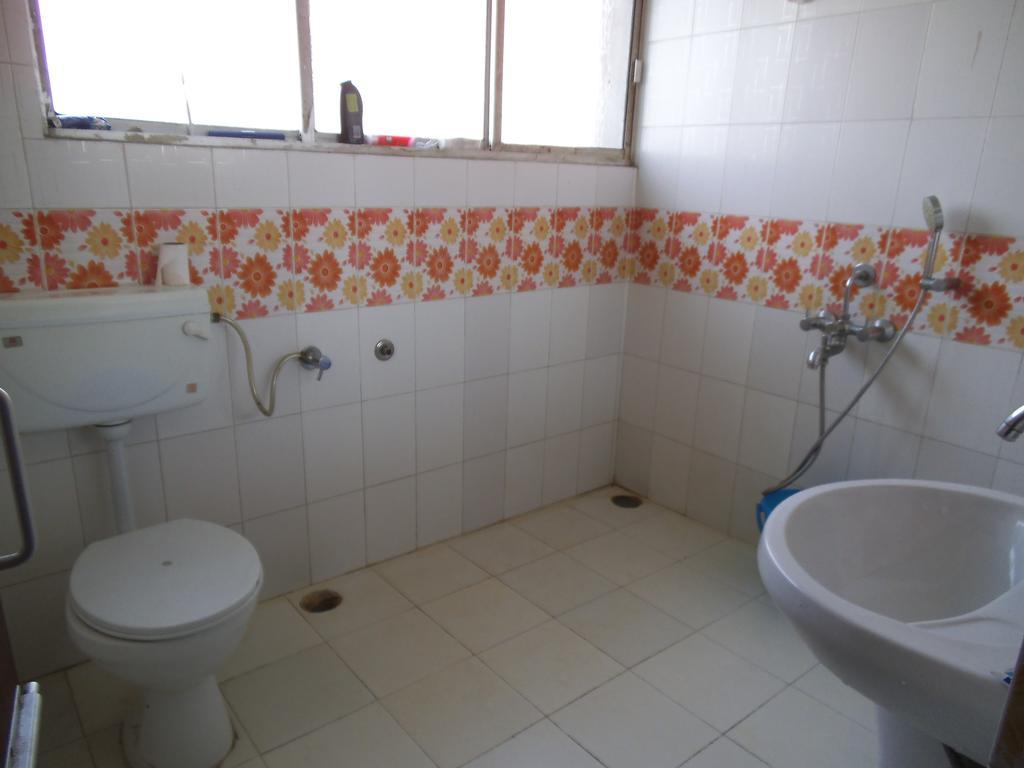 Hotel City Centre Agartala Room photo