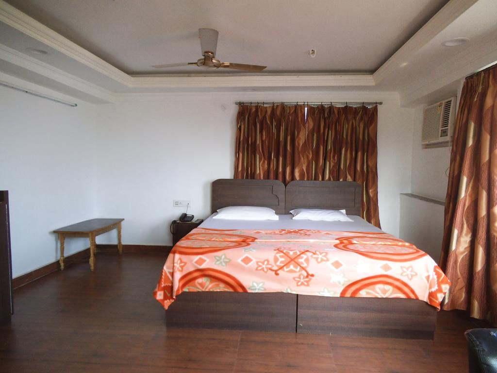 Hotel City Centre Agartala Exterior photo