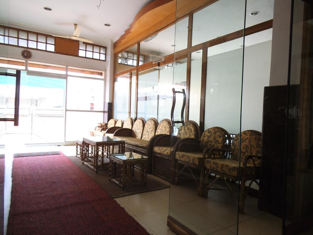 Hotel City Centre Agartala Exterior photo